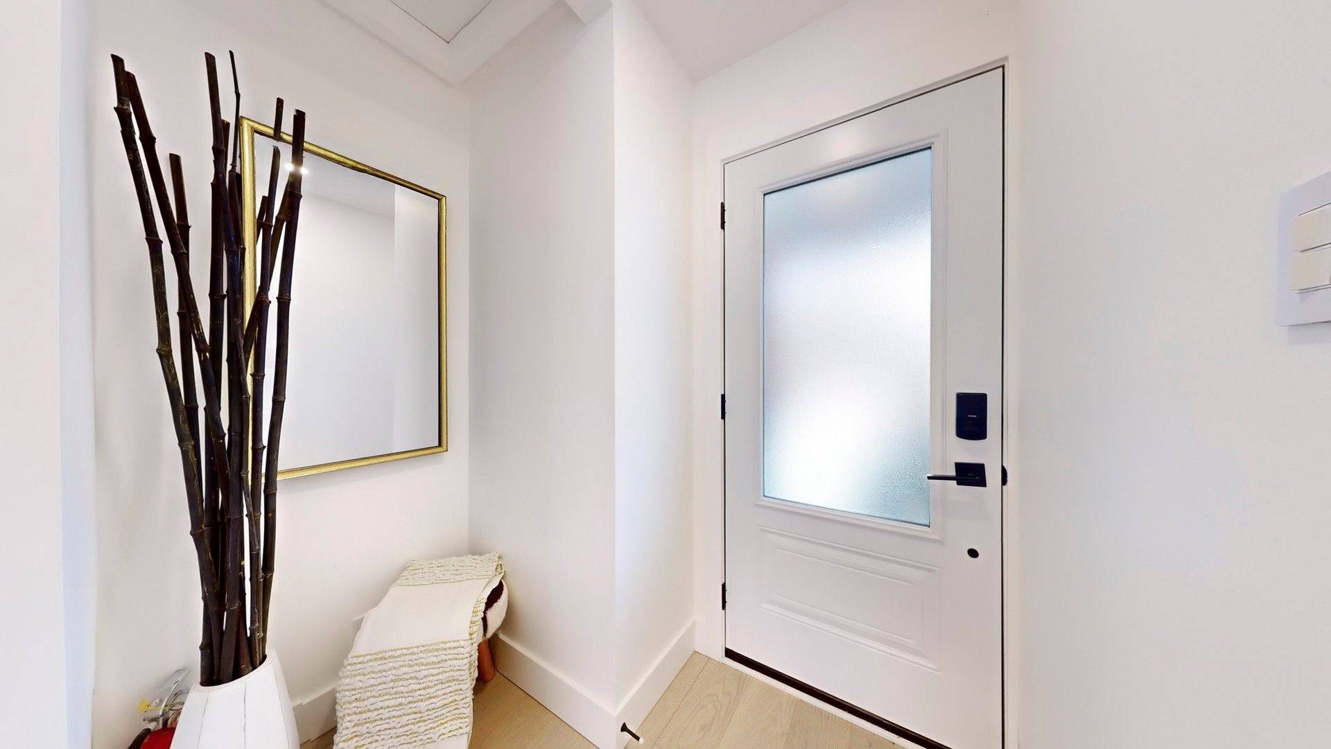 Aurora, ON L4G 2A9,3 Davidson RD