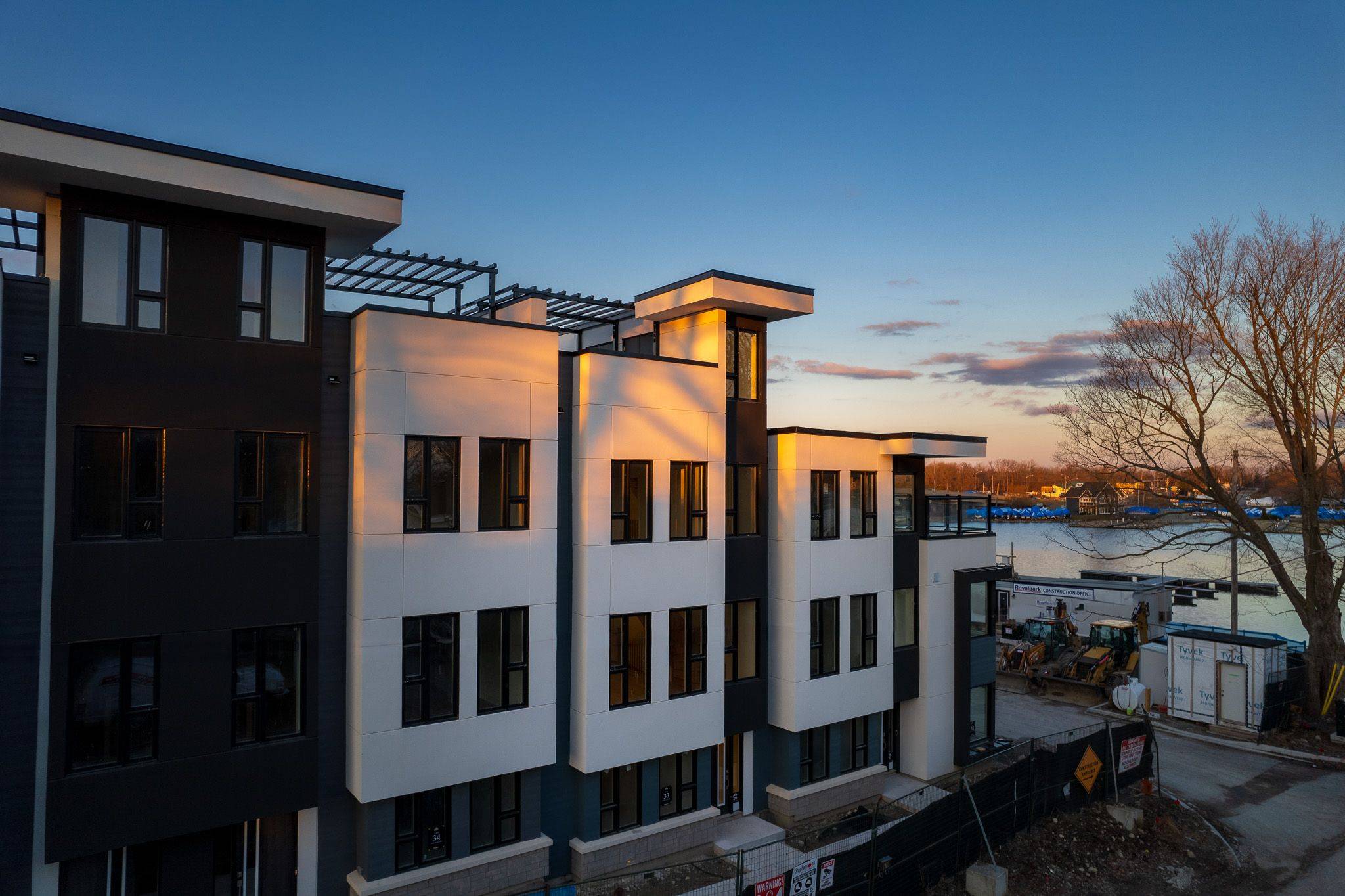 Orillia, ON L3V 8P4,20 Bru Lor LN