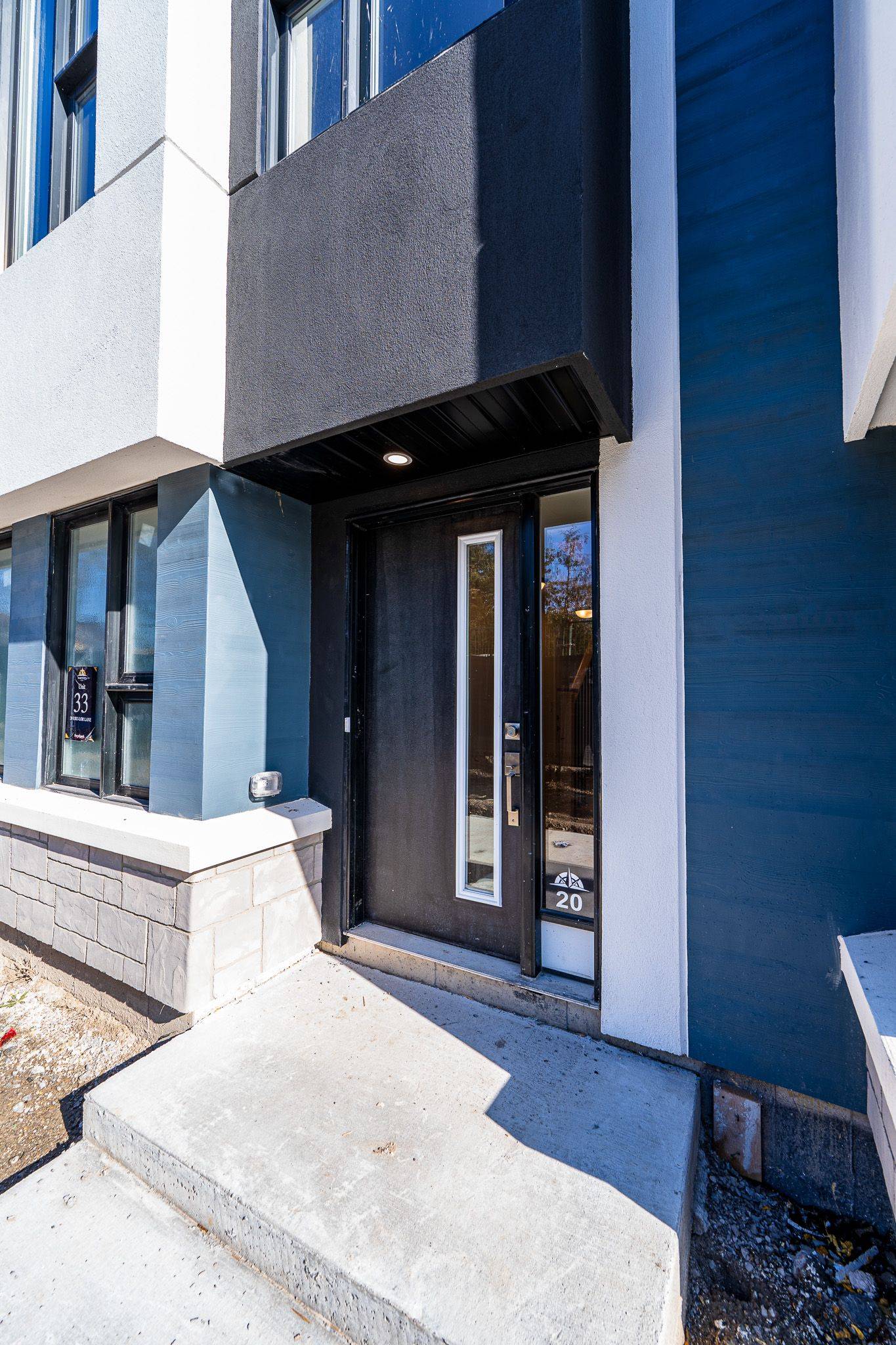 Orillia, ON L3V 8P4,20 Bru Lor LN