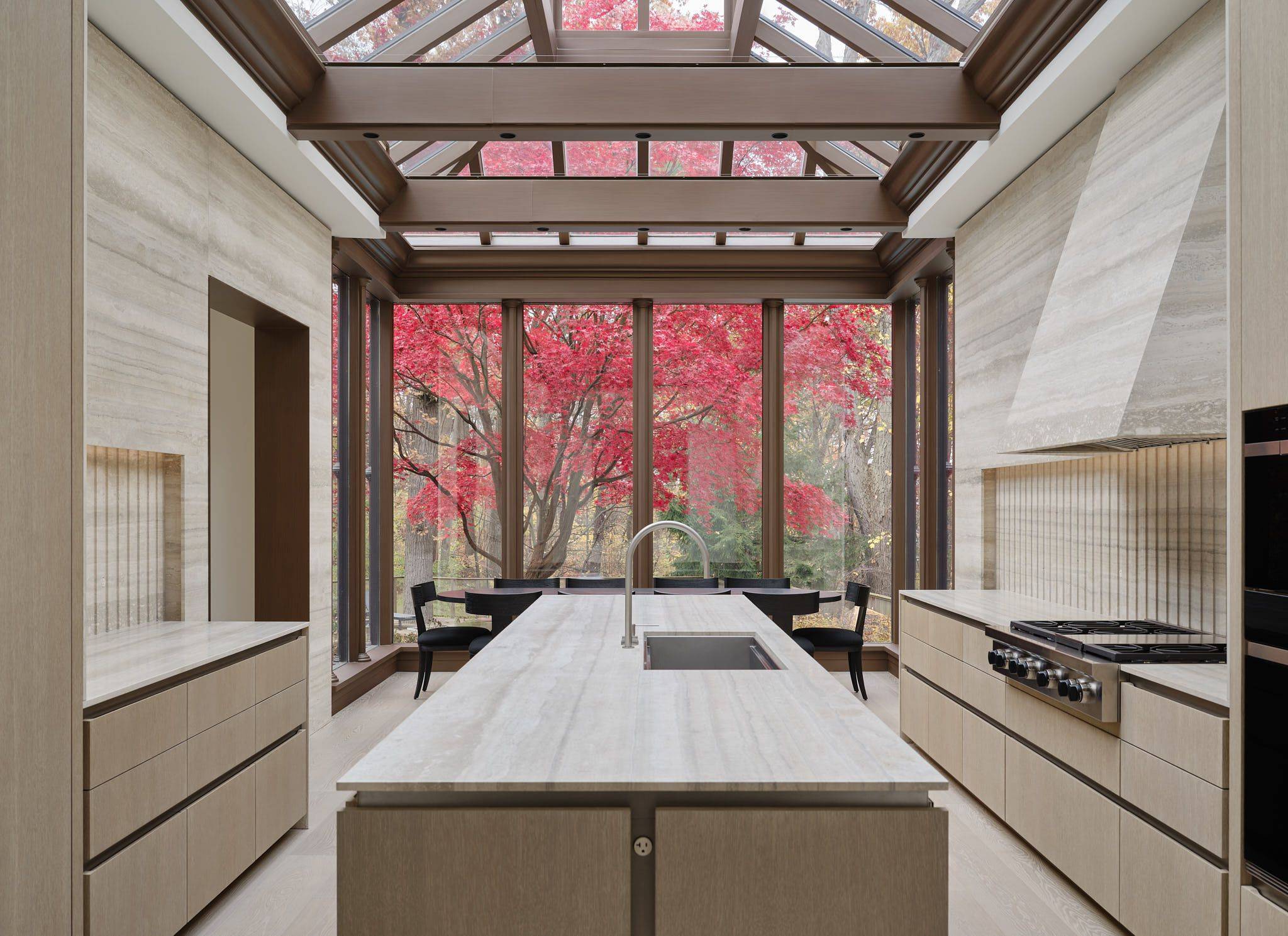 Toronto W08, ON M9A 4R1,25 North DR