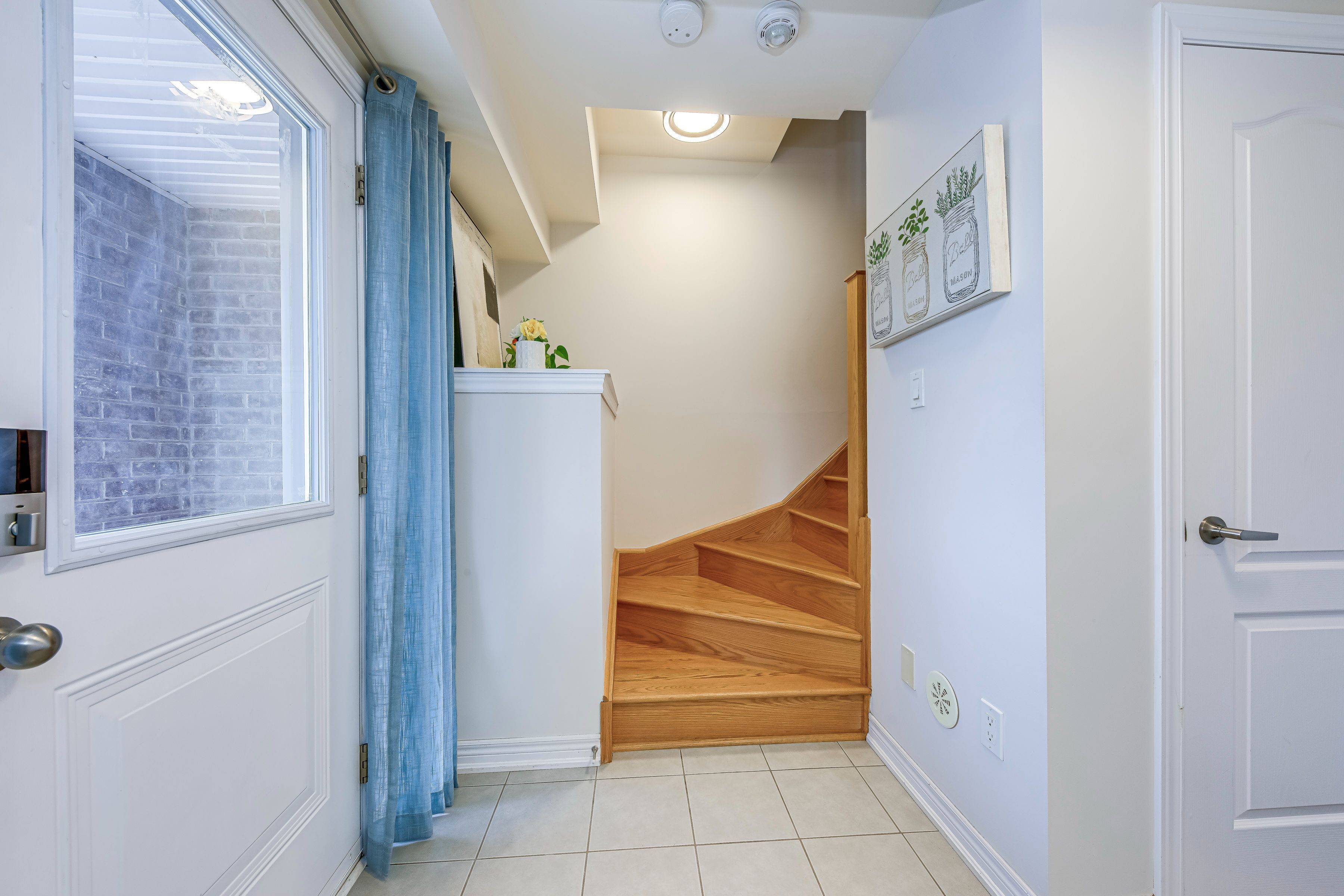 Oakville, ON L6M 0S4,2435 Greenwich DR #75