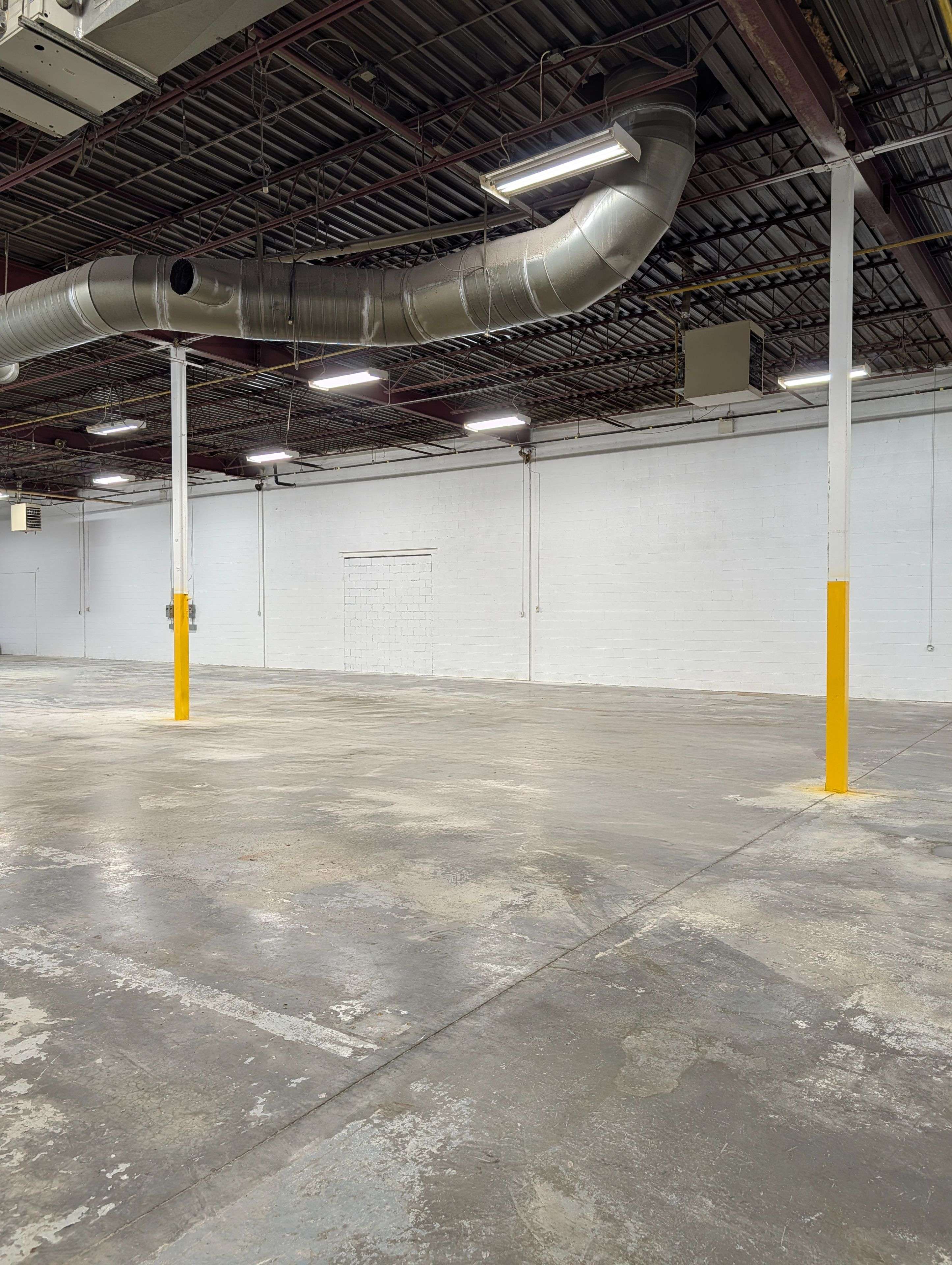 Mississauga, ON L5S 1C8,7575 Kimbel ST #6-8