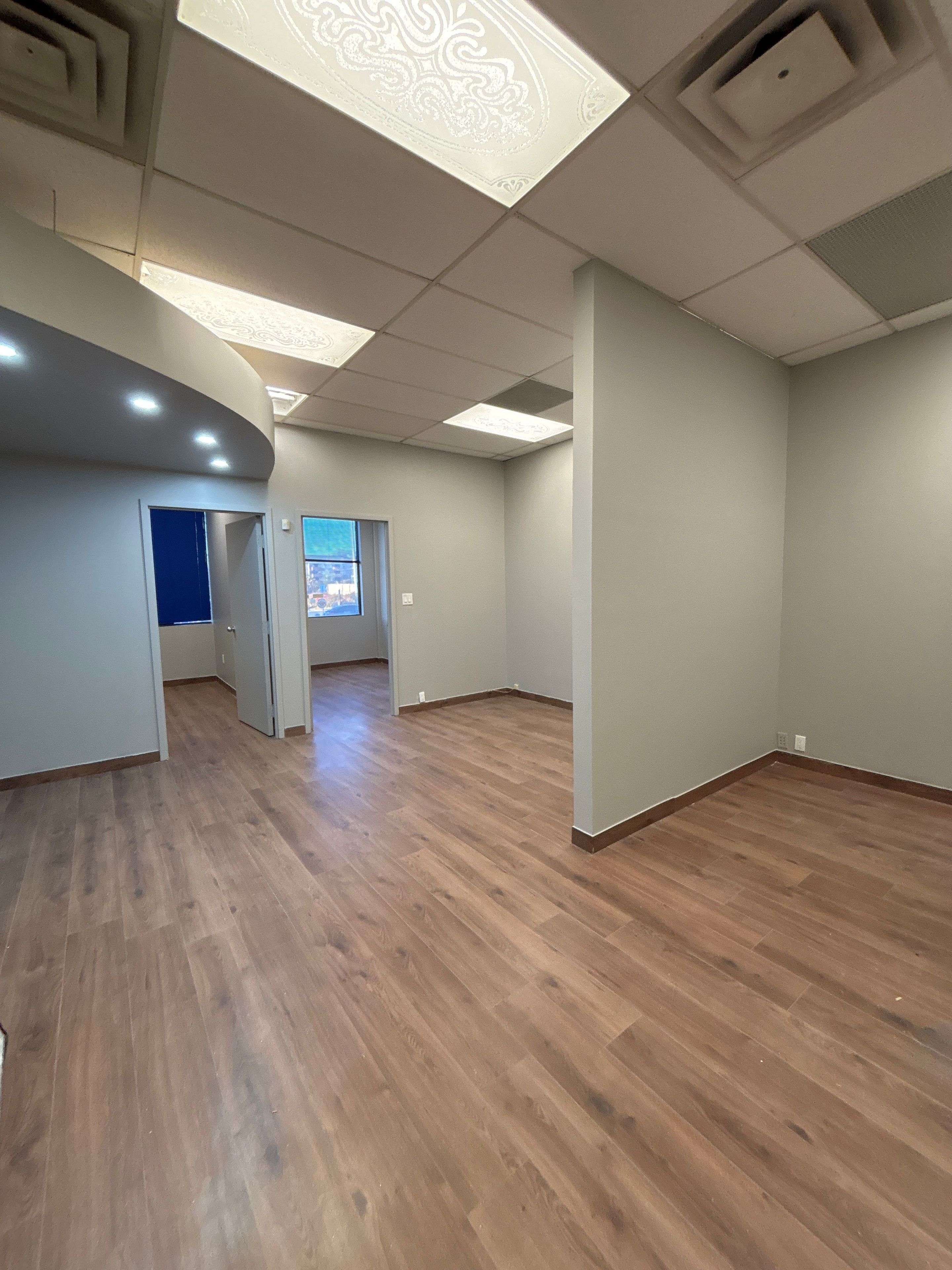 Mississauga, ON L4Y 2B8,1090 Dundas ST E #101A
