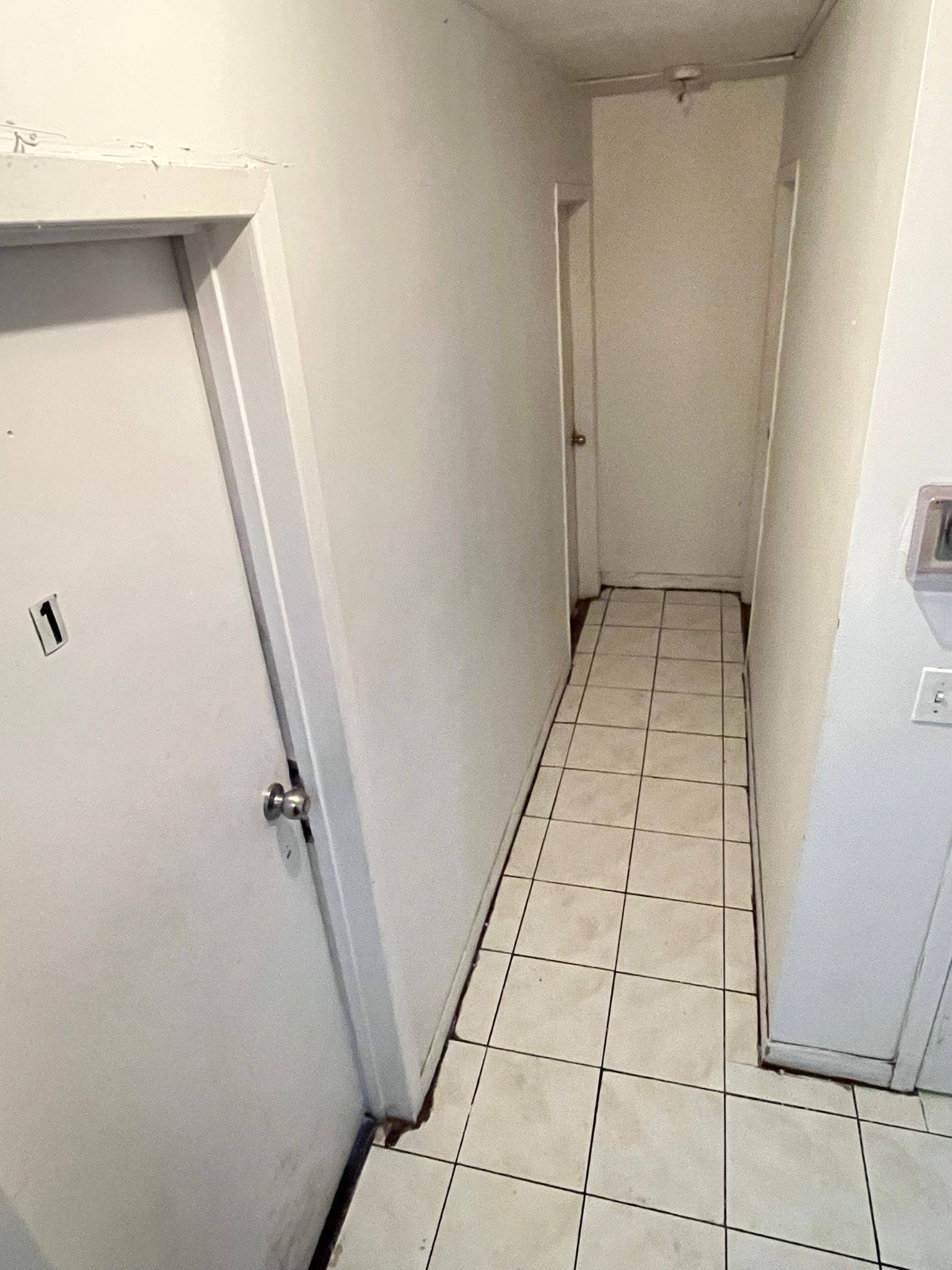 Toronto W04, ON M9N 1S5,14 Cardell AVE