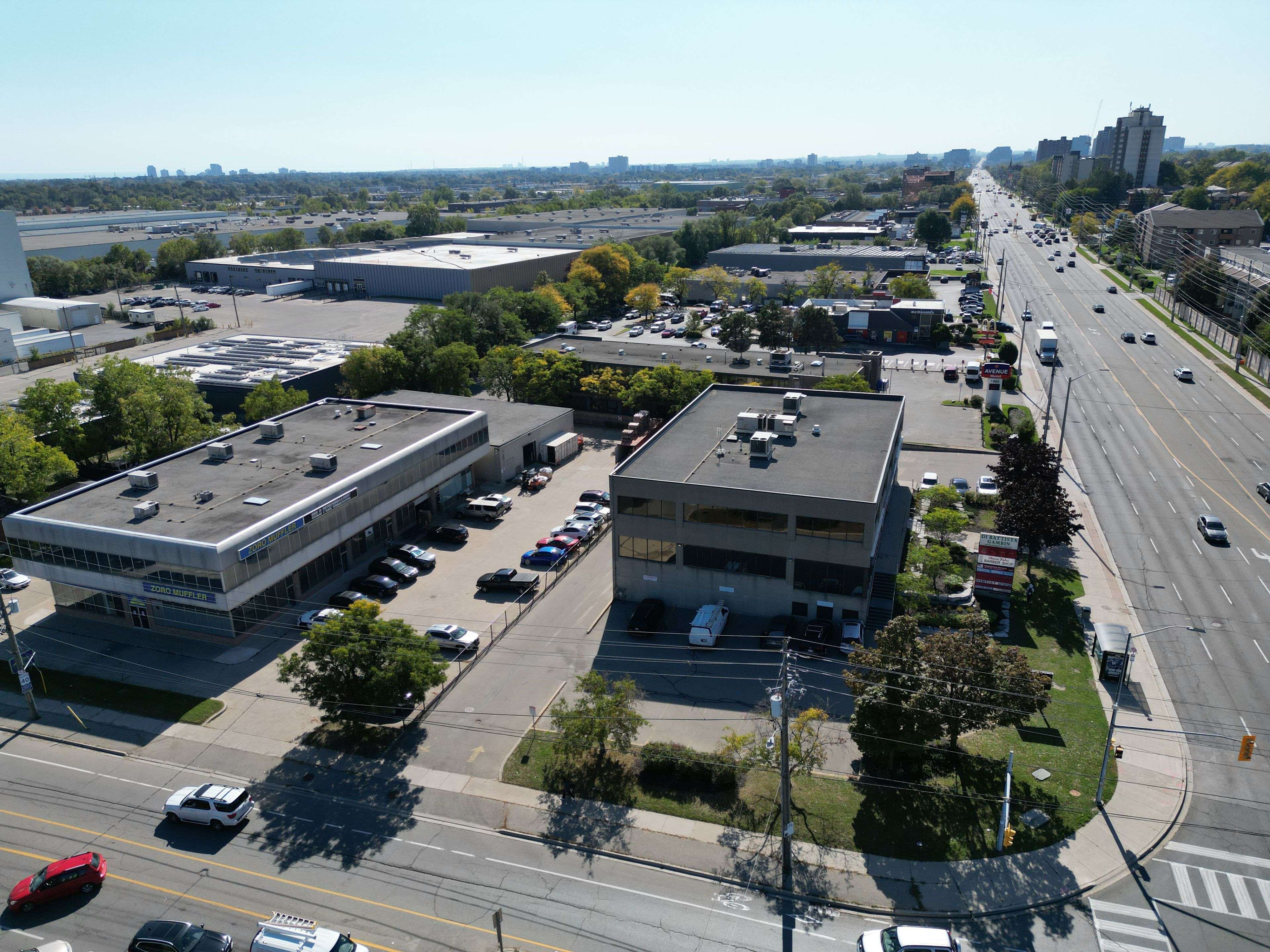 Mississauga, ON L4Y 2B8,1090 Dundas ST E #103