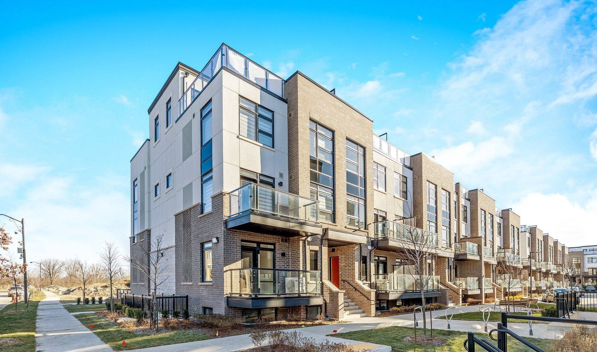 Milton, ON L9T 7E7,1573 Rose WAY #120