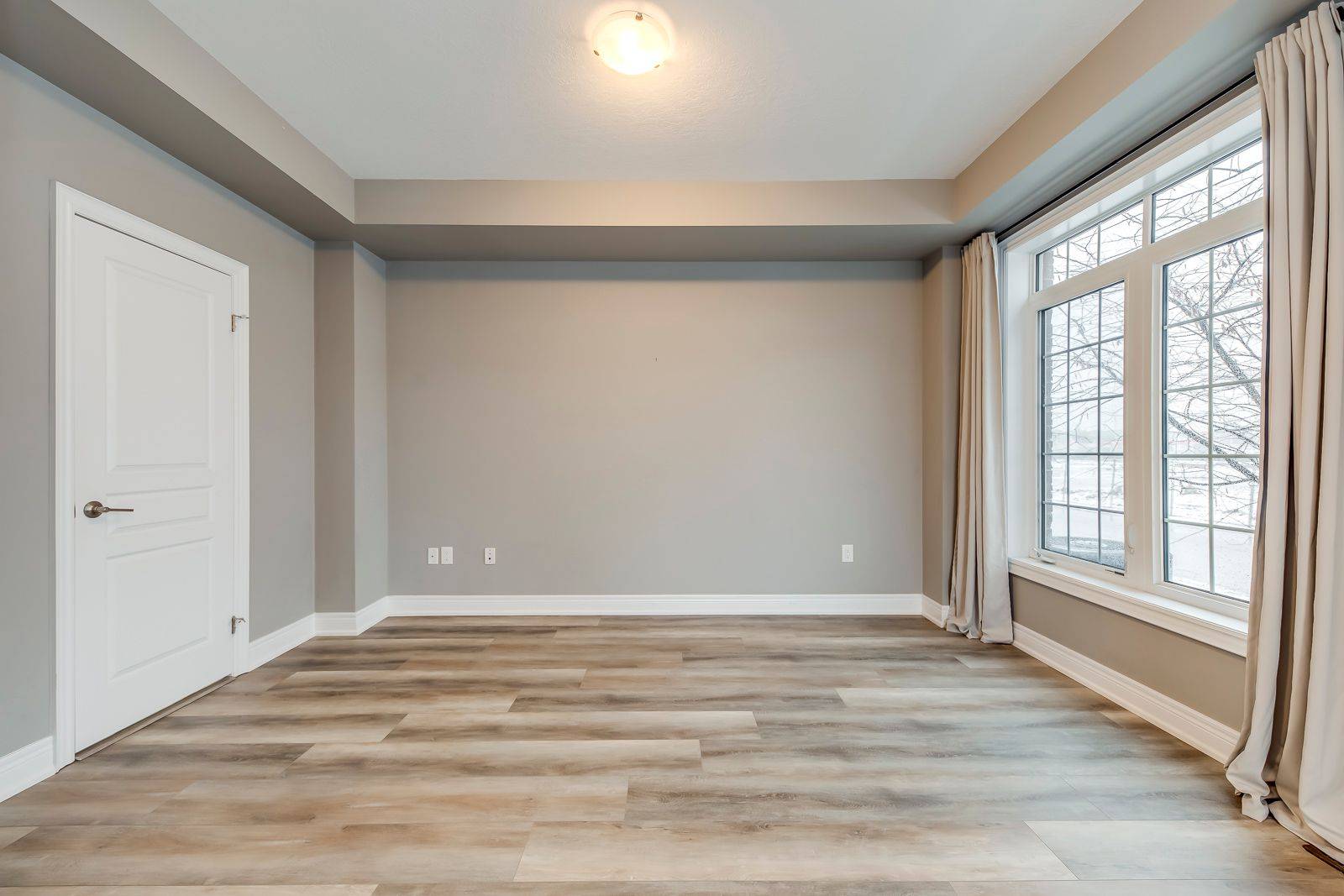 Oakville, ON L6H 7E3,3026 Postridge DR #19