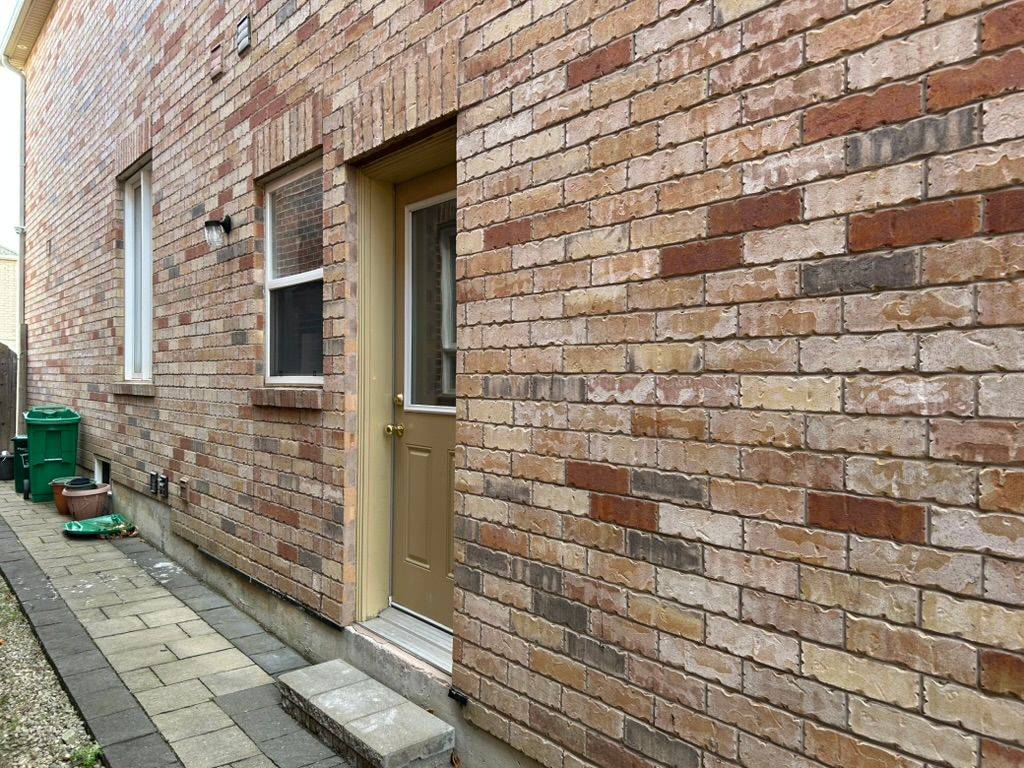 Mississauga, ON L5M 0B4,3156 Seabright DR #Bsmt