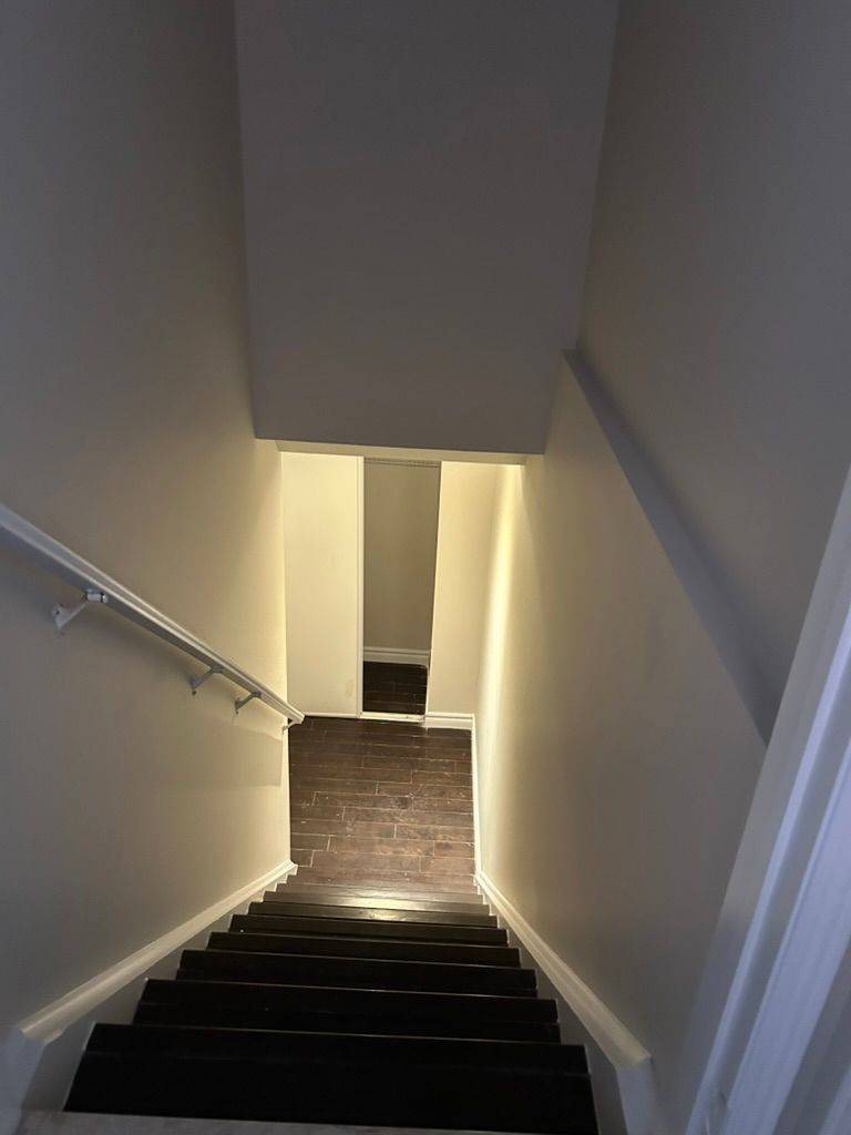 Mississauga, ON L5M 0B4,3156 Seabright DR #Bsmt