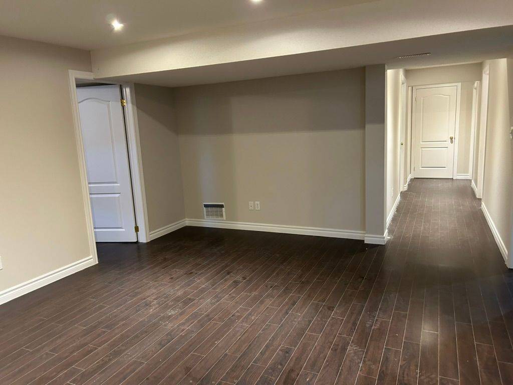 Mississauga, ON L5M 0B4,3156 Seabright DR #Bsmt