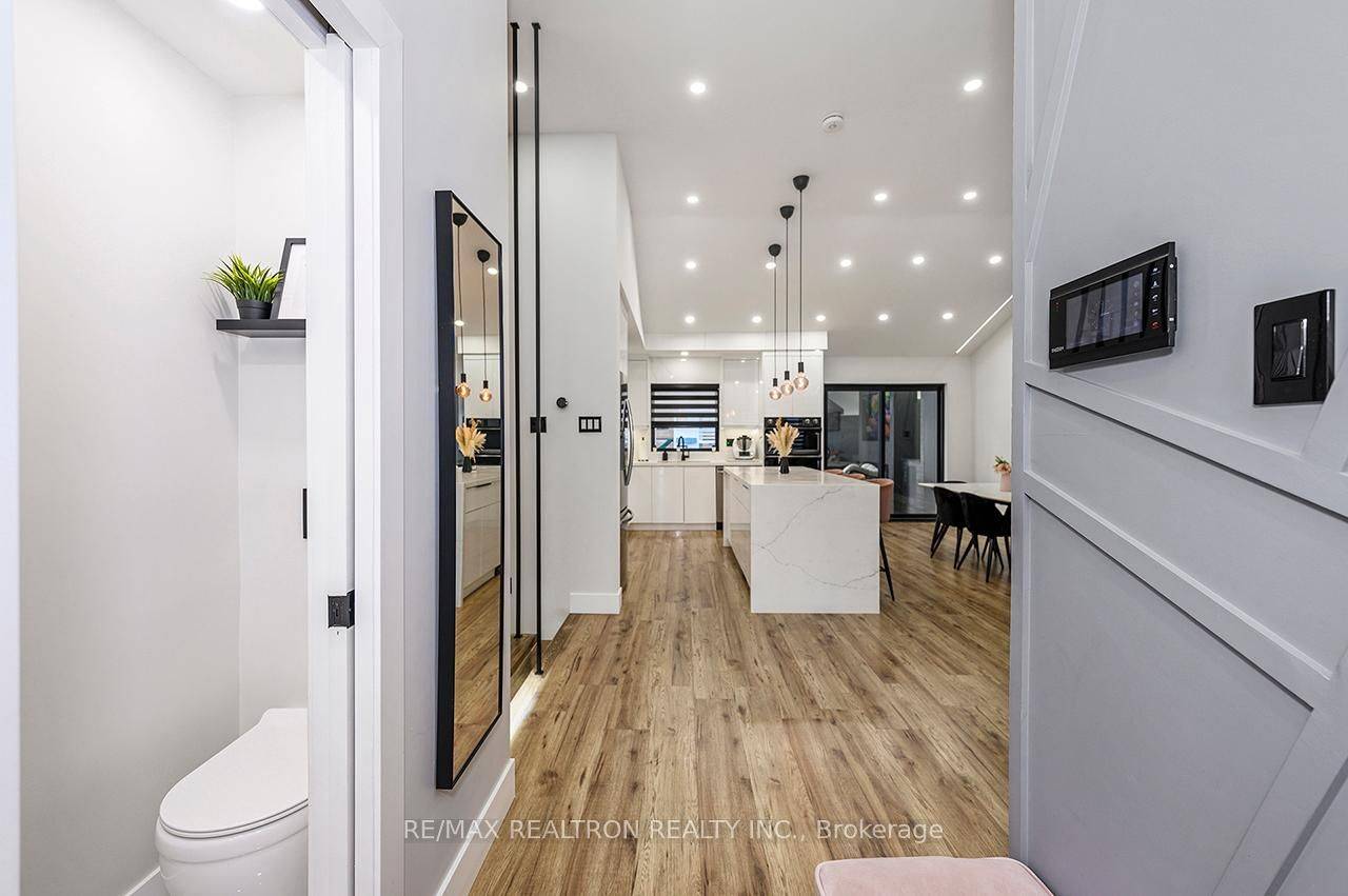 Halton Hills, ON L7G 4K7,174 Mountainview RD S