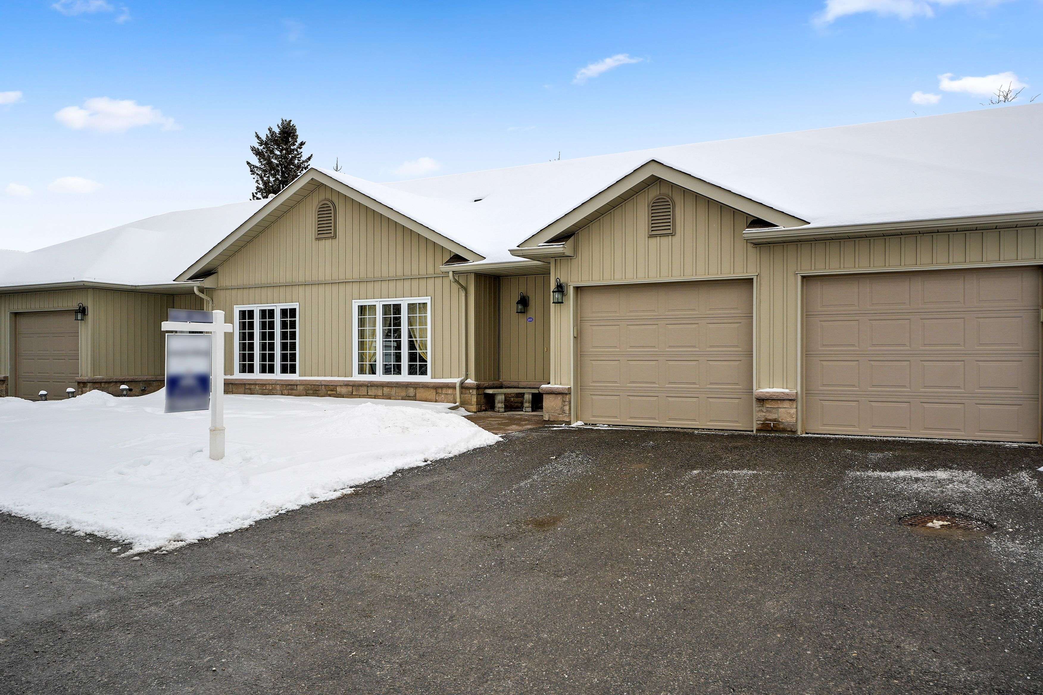 Cramahe, ON K0K 1S0,17 George CT #203