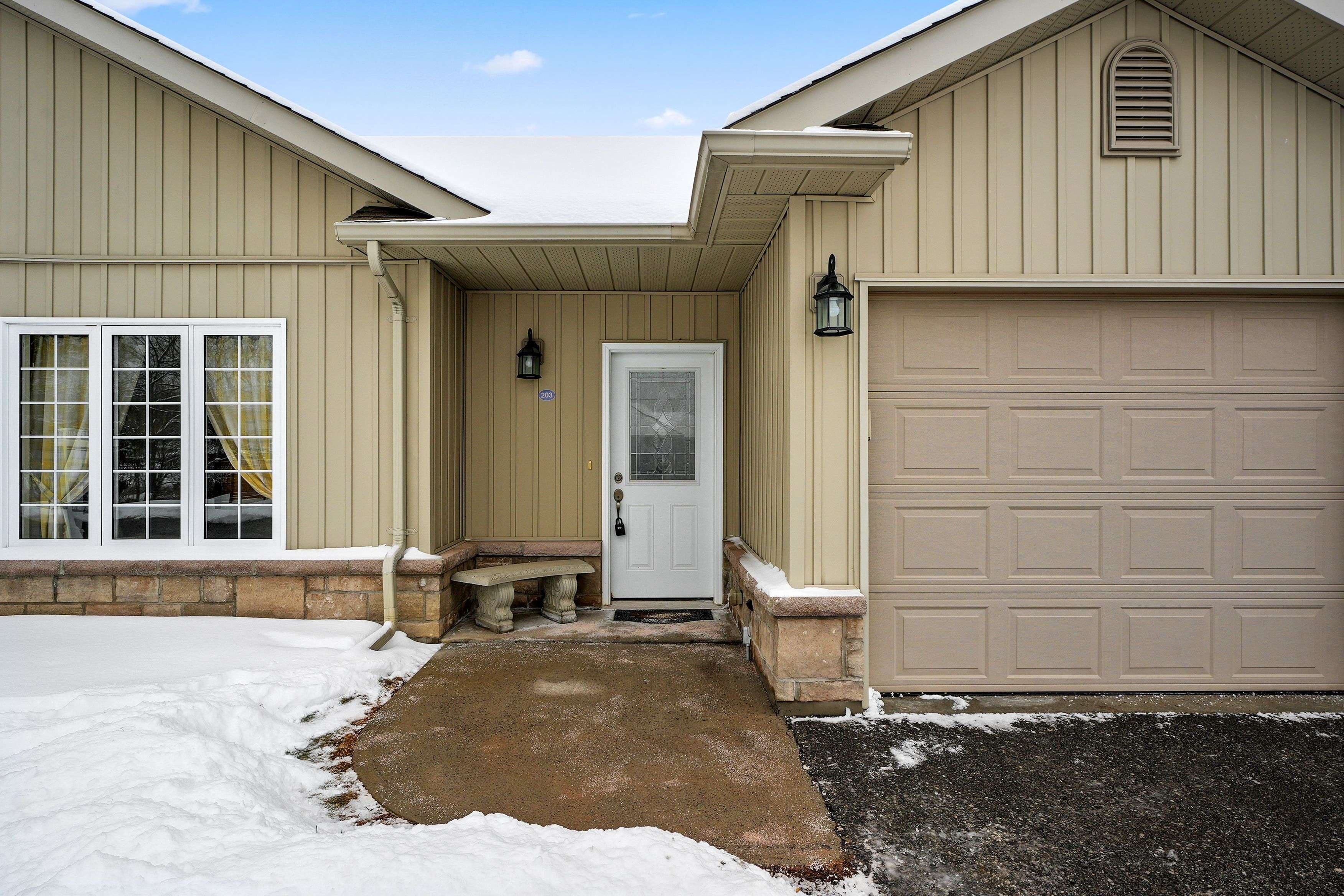 Cramahe, ON K0K 1S0,17 George CT #203