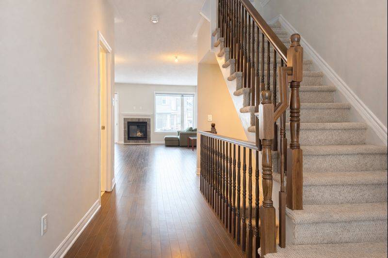 Blossom Park - Airport And Area, ON K4M 0E2,520 EARNSCLIFFE GRV