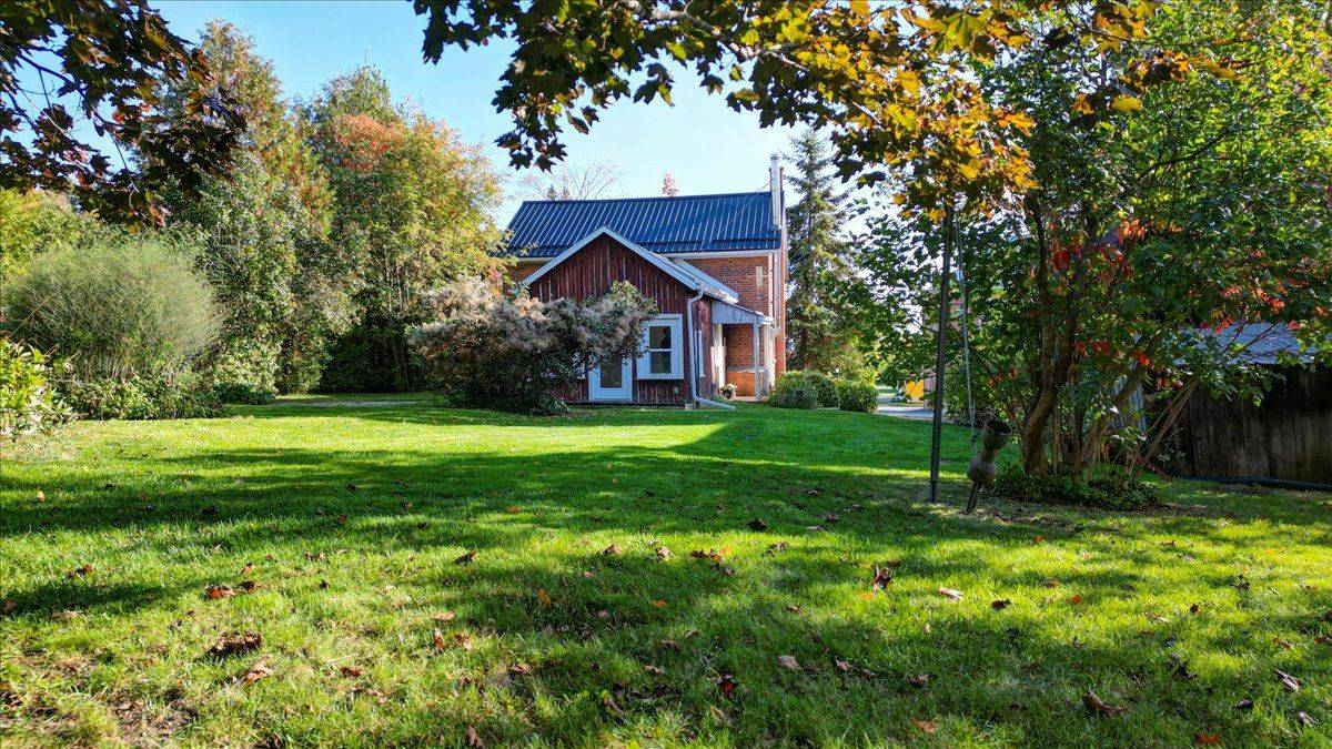 Otonabee-south Monaghan, ON K0L 2G0,1140 Heritage Line