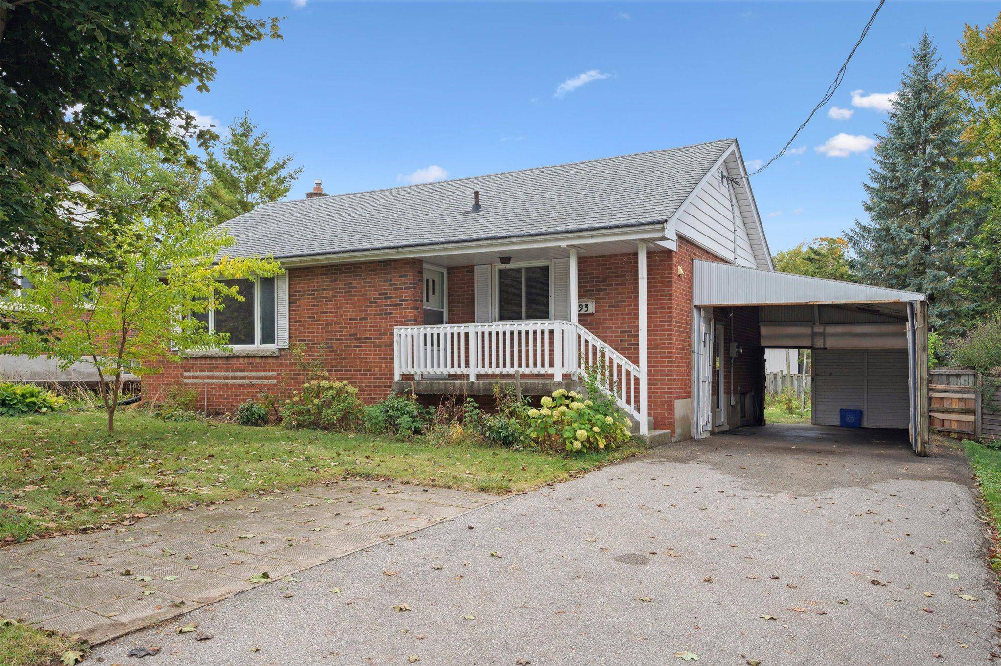 Guelph, ON N1G 2H8,193 Edinburgh RD S