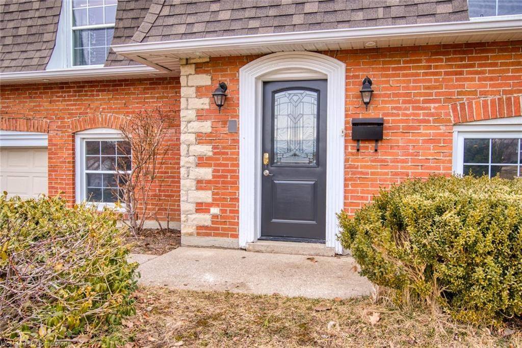 Waterloo, ON N2L 2T6,234 Shakespeare DR