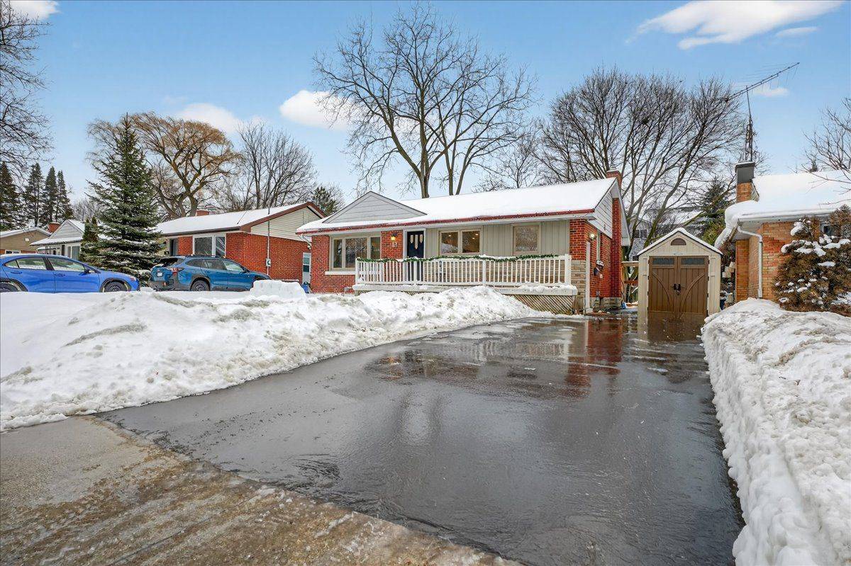 Waterloo, ON N2J 2S3,83 Elgin CRES