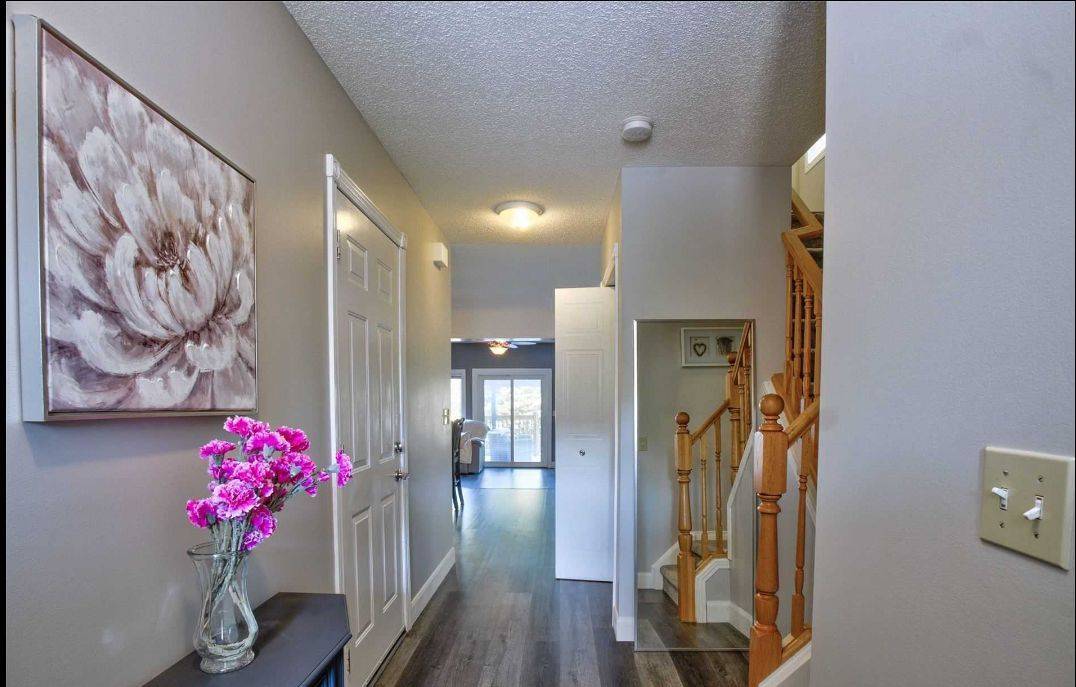 Cambridge, ON N3C 4M5,44 Gees WAY