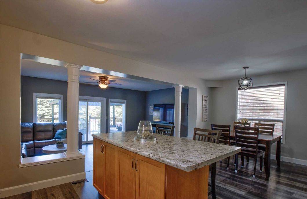 Cambridge, ON N3C 4M5,44 Gees WAY