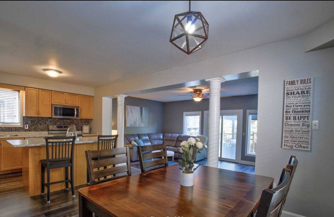 Cambridge, ON N3C 4M5,44 Gees WAY