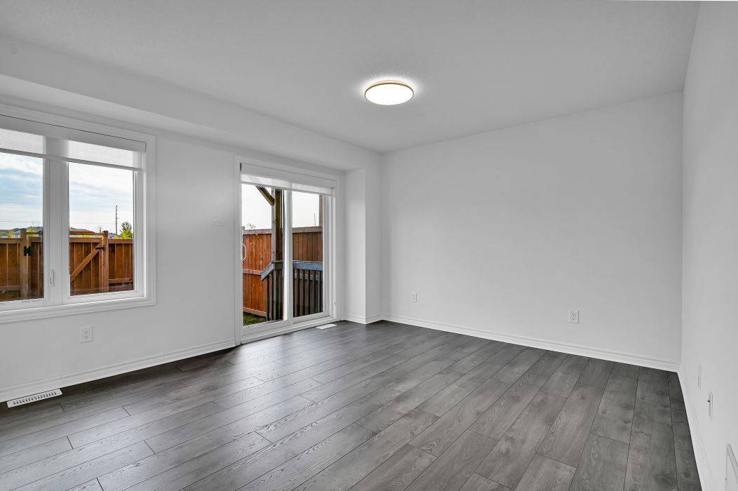 Blossom Park - Airport And Area, ON K4M 0H5,72 Barn Swallow Private