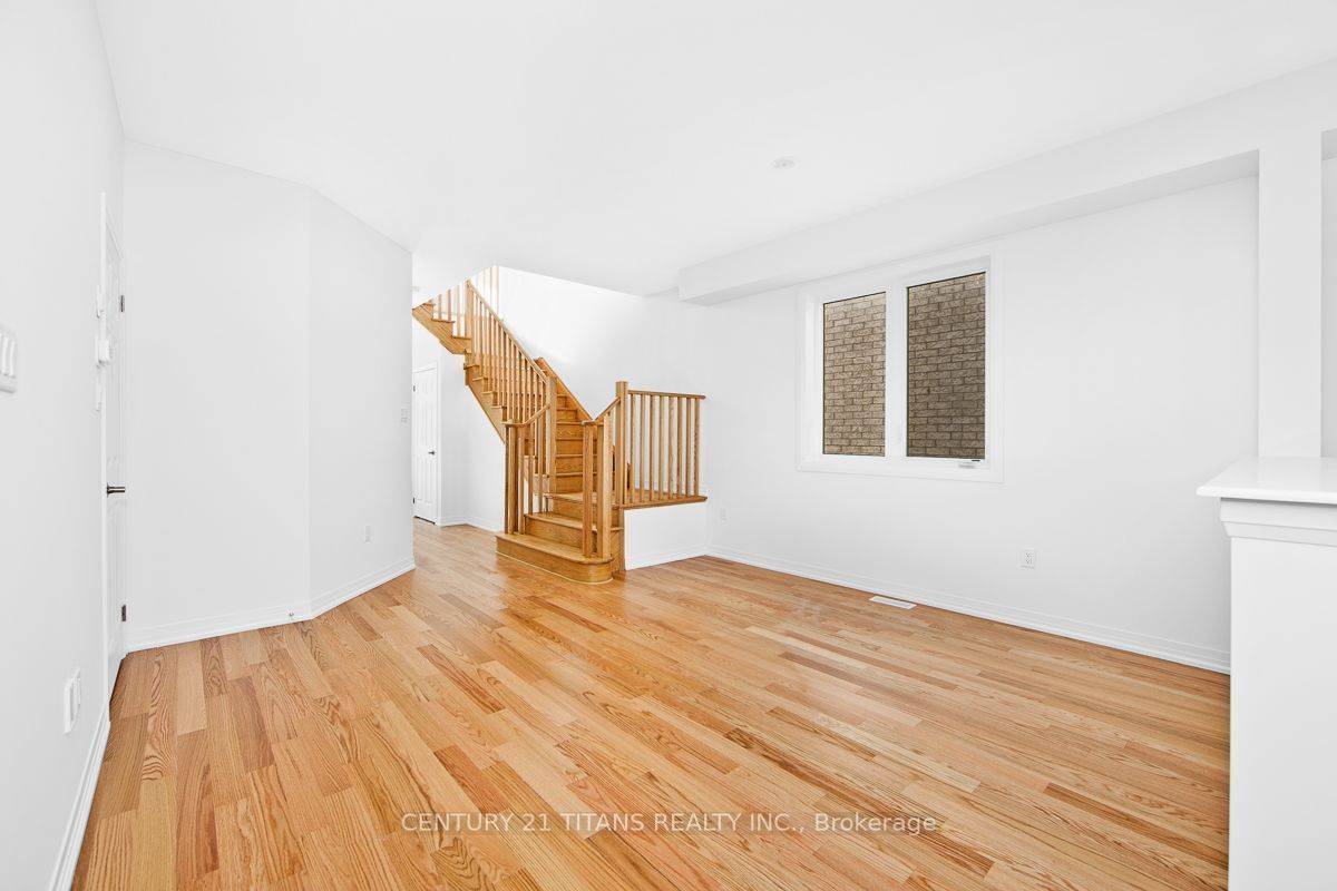 Thorold, ON L2V 0P1,159 Velvet WAY