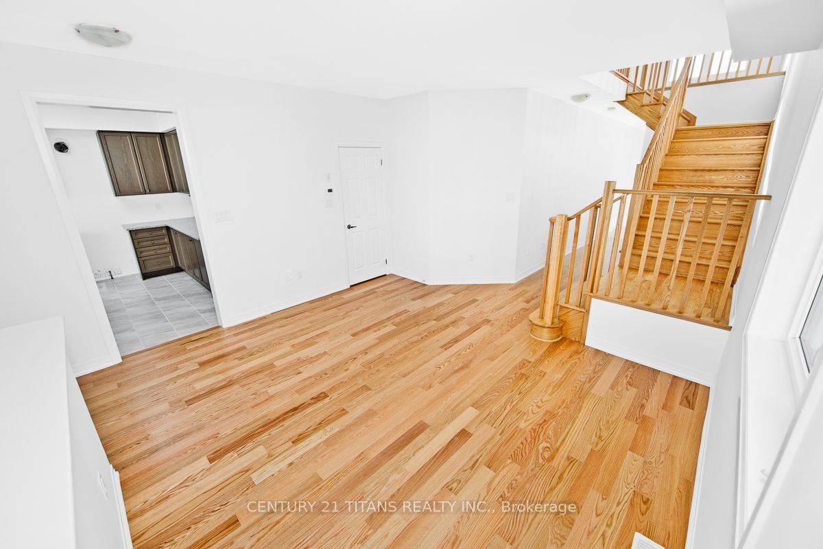 Thorold, ON L2V 0P1,159 Velvet WAY