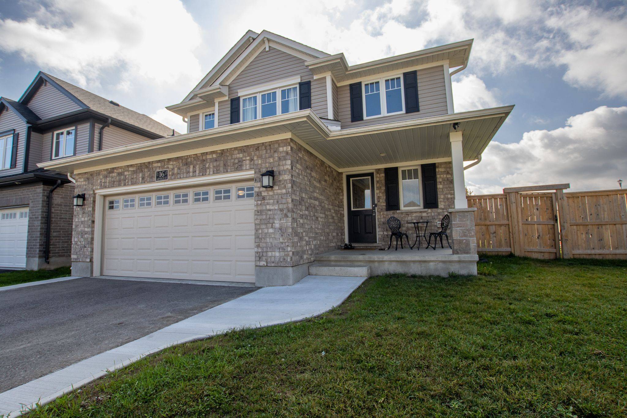 Tillsonburg, ON N4G 0G9,16 Arnold ST