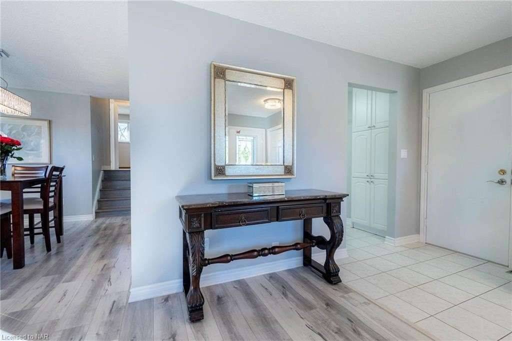 Welland, ON L3C 6T3,100 Larchwood CIR #Upper