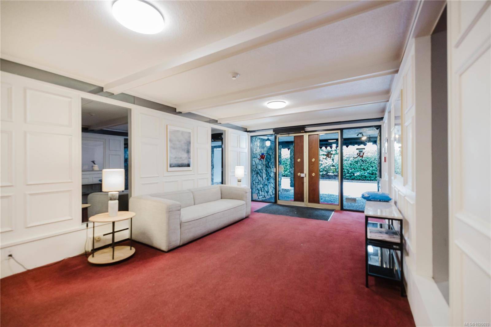 Victoria, BC V8V 2Y5,964 Heywood Ave #209