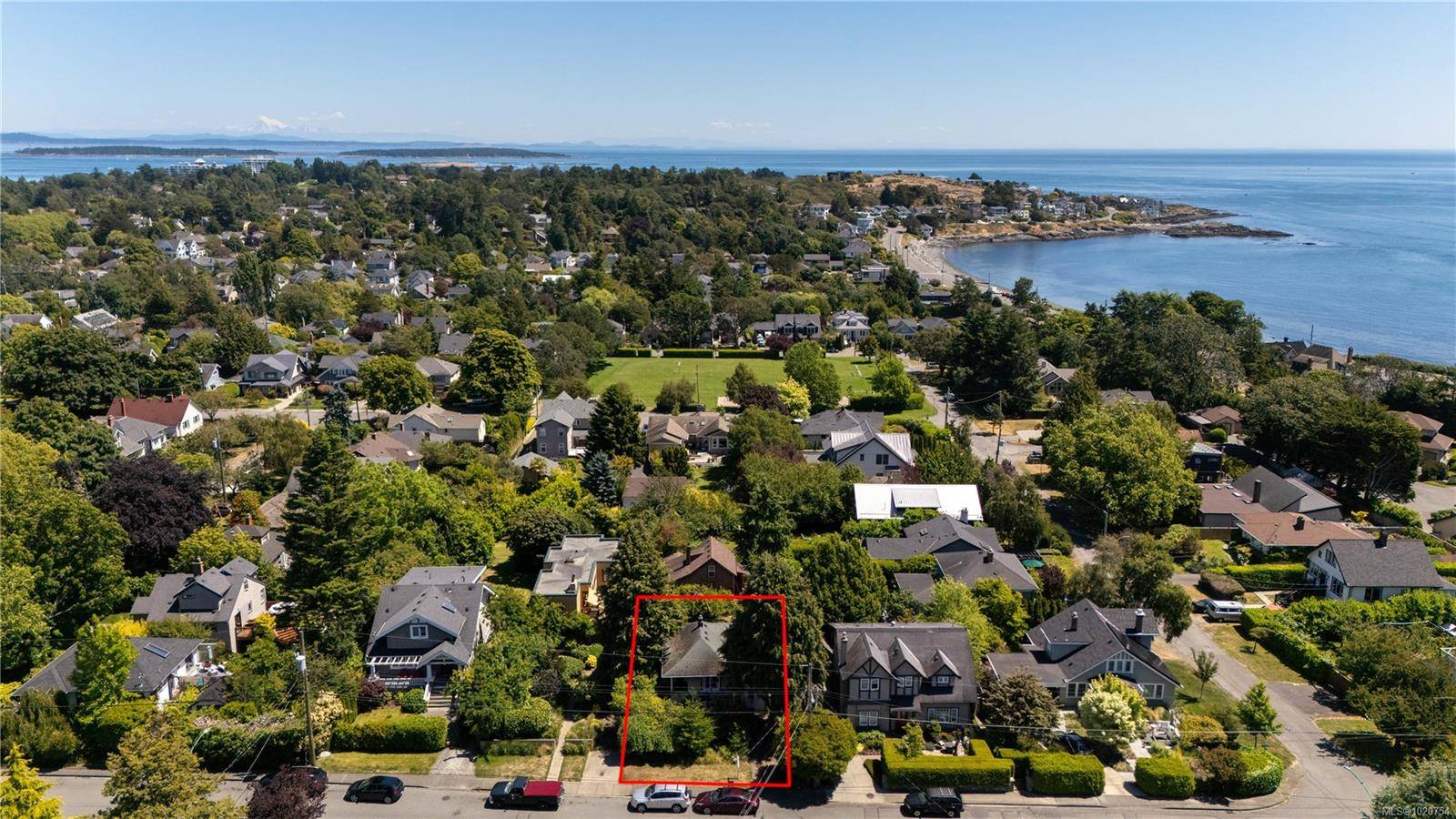 Oak Bay, BC V8S 4M8,517 Victoria Ave
