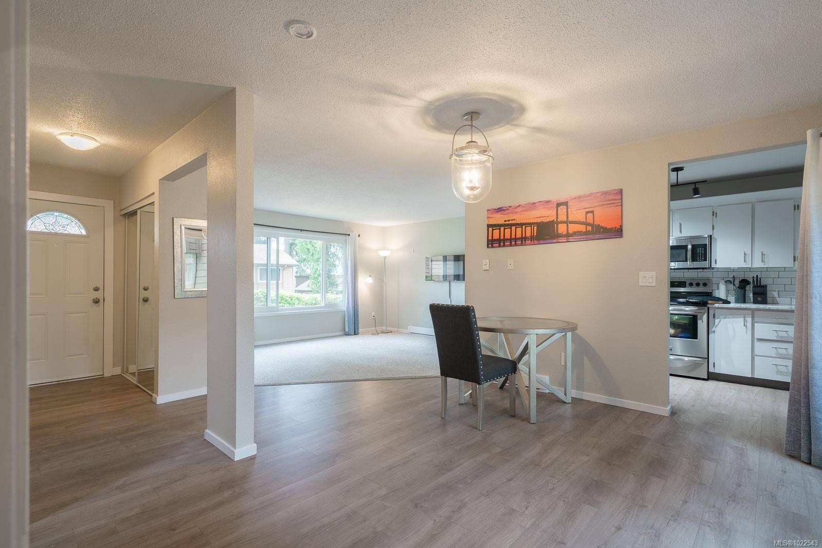 Nanaimo, BC V9R 5V4,855 Howard Ave #10