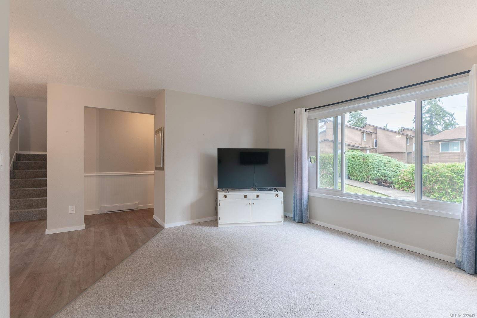 Nanaimo, BC V9R 5V4,855 Howard Ave #10