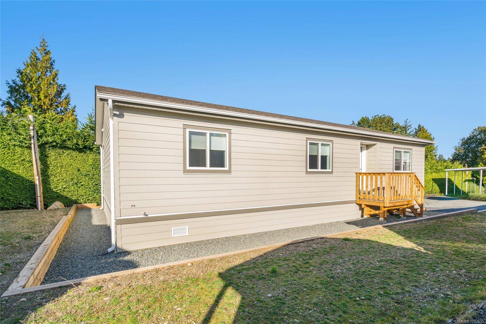 Nanaimo, BC V9T 6P9,6325 Metral Dr #138