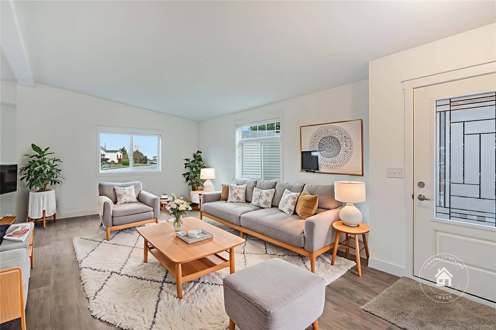 Nanaimo, BC V9R 6S6,2301 Arbot Rd #27