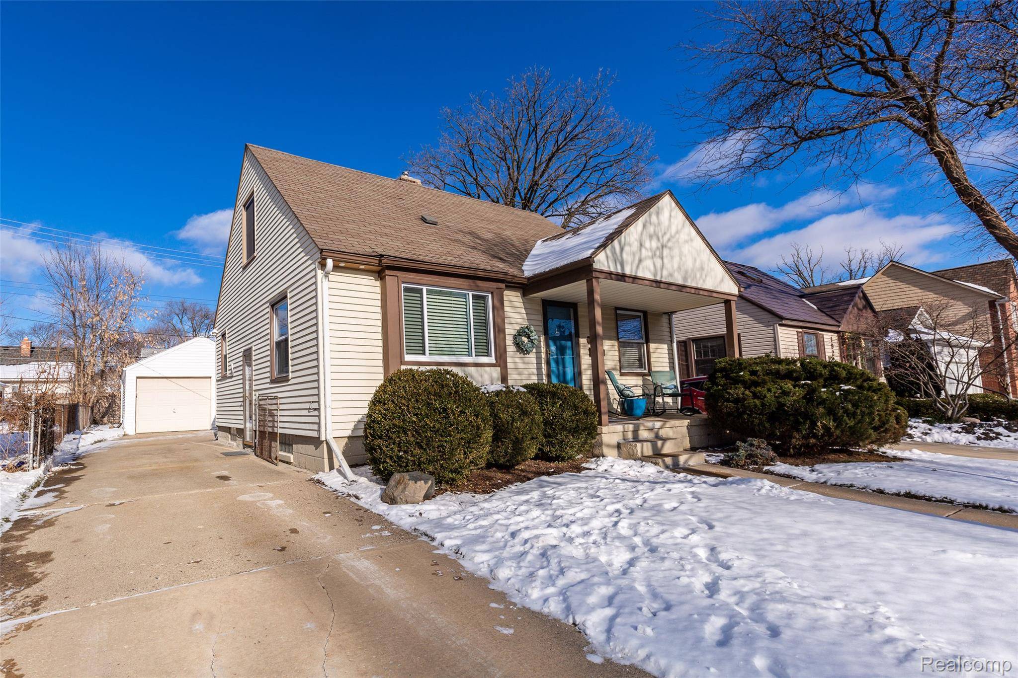 Birmingham, MI 48009,1901 Holland ST