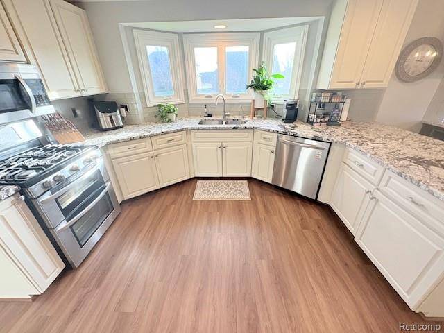 Macomb, MI 48042,56285 Tournament LN