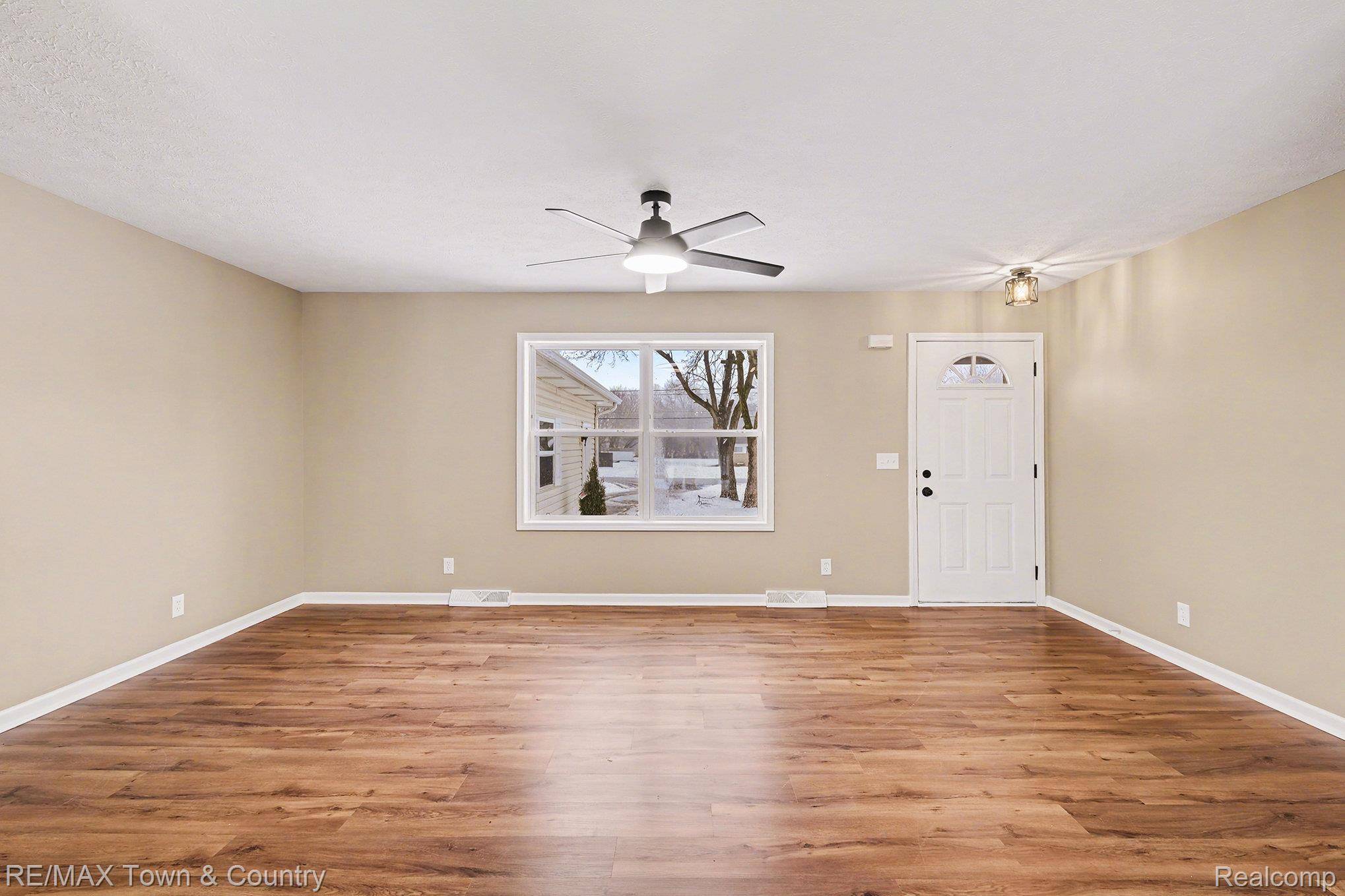 Flint, MI 48532,2212 Noble AVE