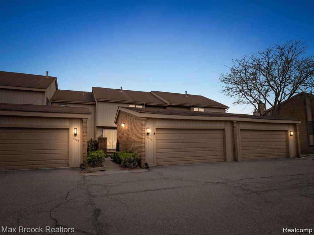 West Bloomfield, MI 48322,5106 Rock RUN