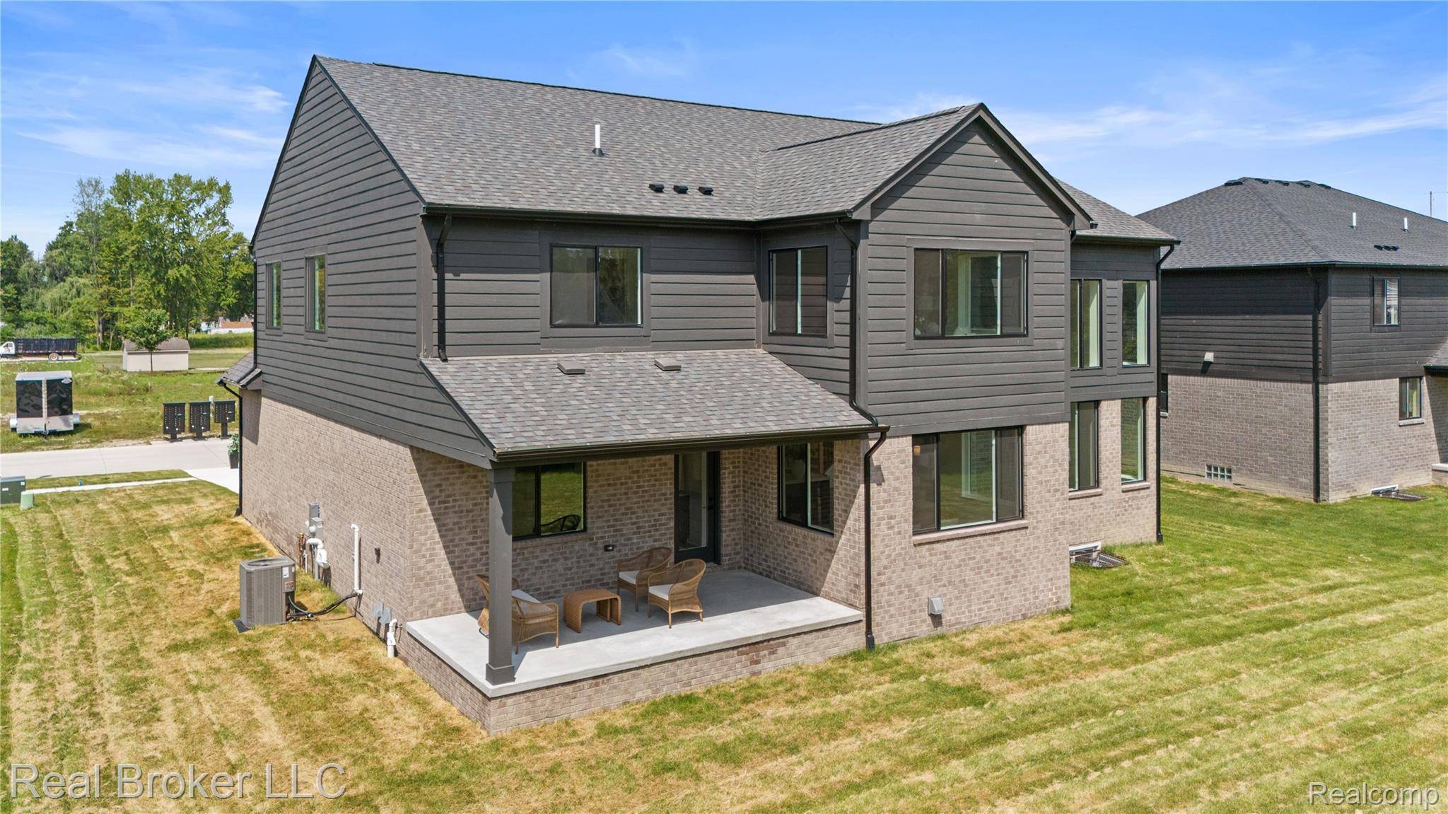 New Baltimore, MI 48047,35837 Windridge DR