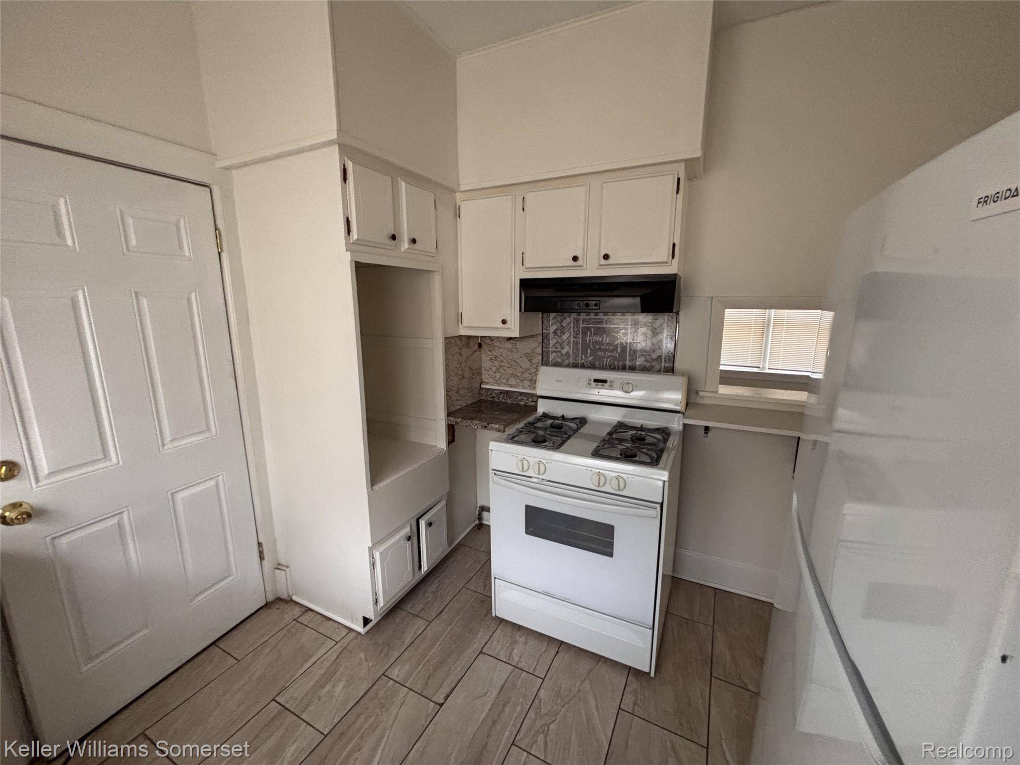 Detroit, MI 48238,15771 Turner St