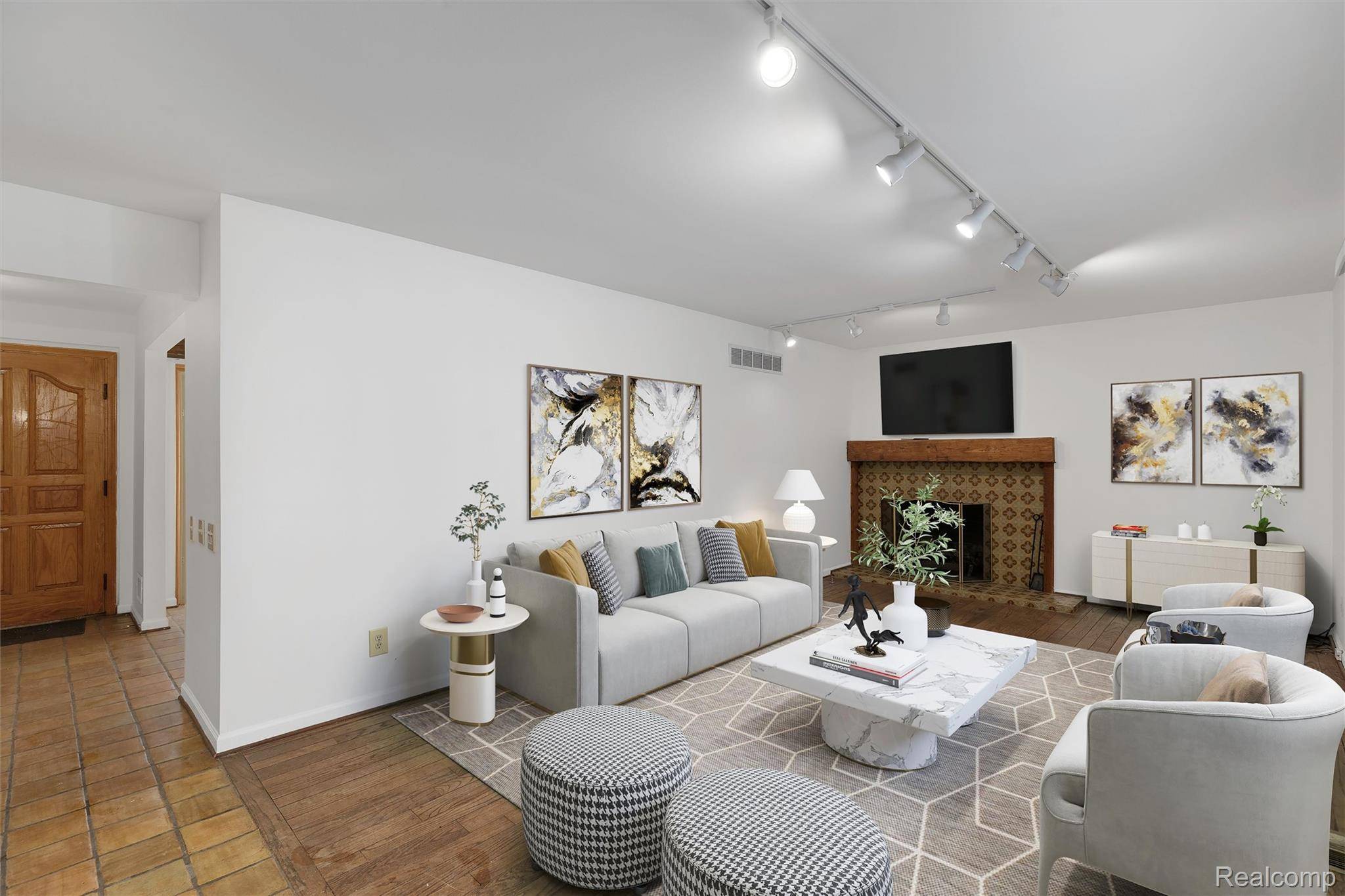 Clinton Township, MI 48038,42467 Eldon AVE