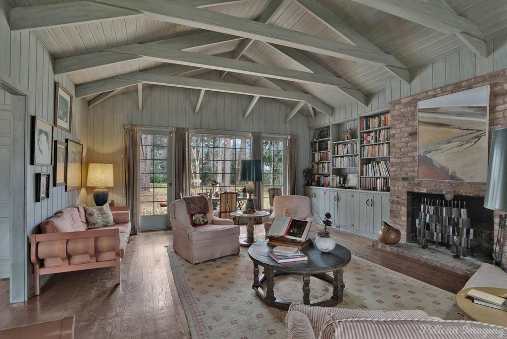 Shreveport, LA 71106,514 Pierremont Circle