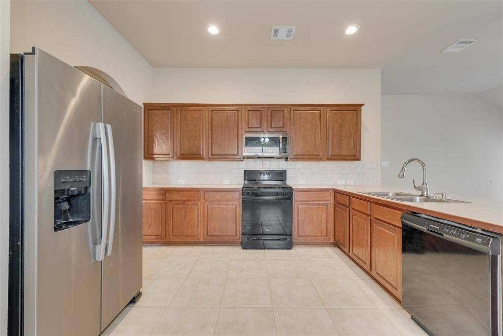 Waxahachie, TX 75165,101 Shetland Street