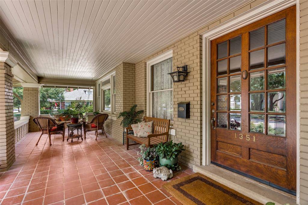 Fort Worth, TX 76110,1351 MISTLETOE Drive