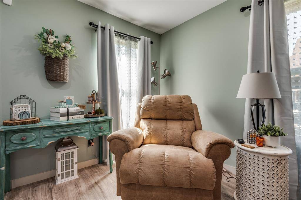 Dallas, TX 75215,2535 Ghent Street