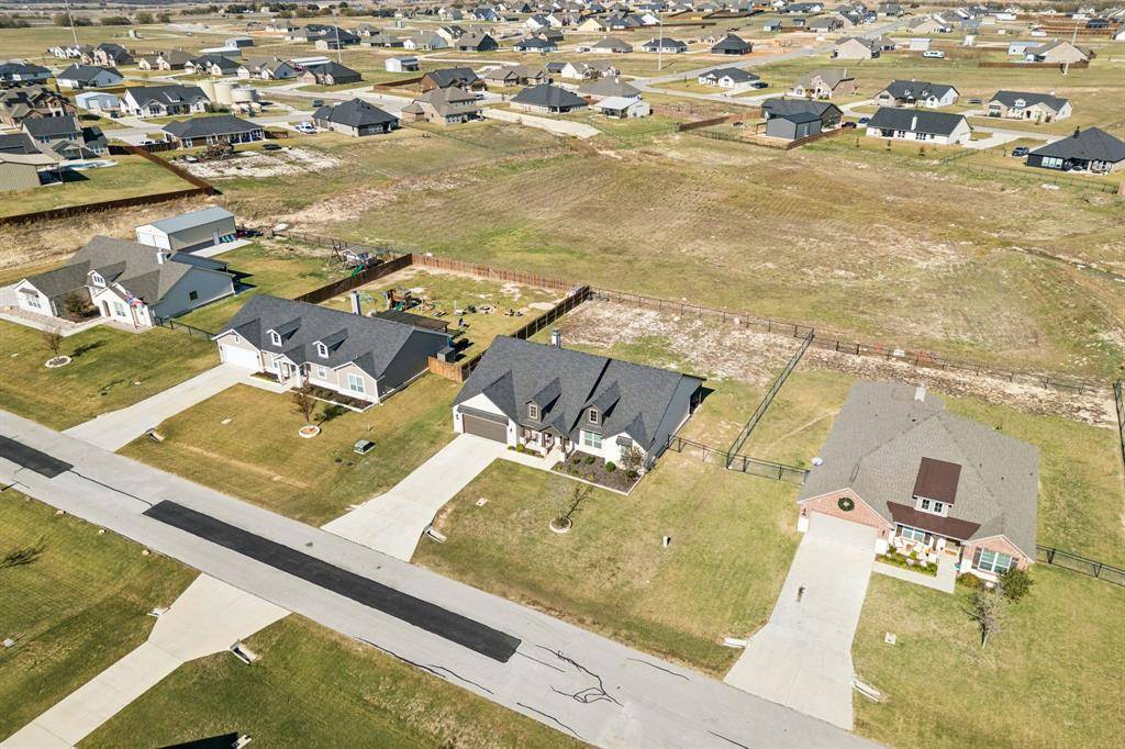 Rhome, TX 76078,118 Mossy Creek Trail