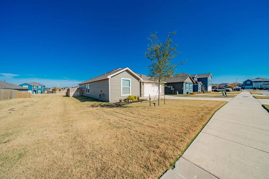 Ponder, TX 76259,13608 Beaverhead Street
