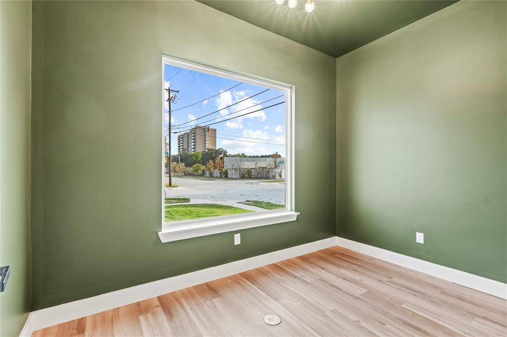 Dallas, TX 75215,2401 Peabody Avenue